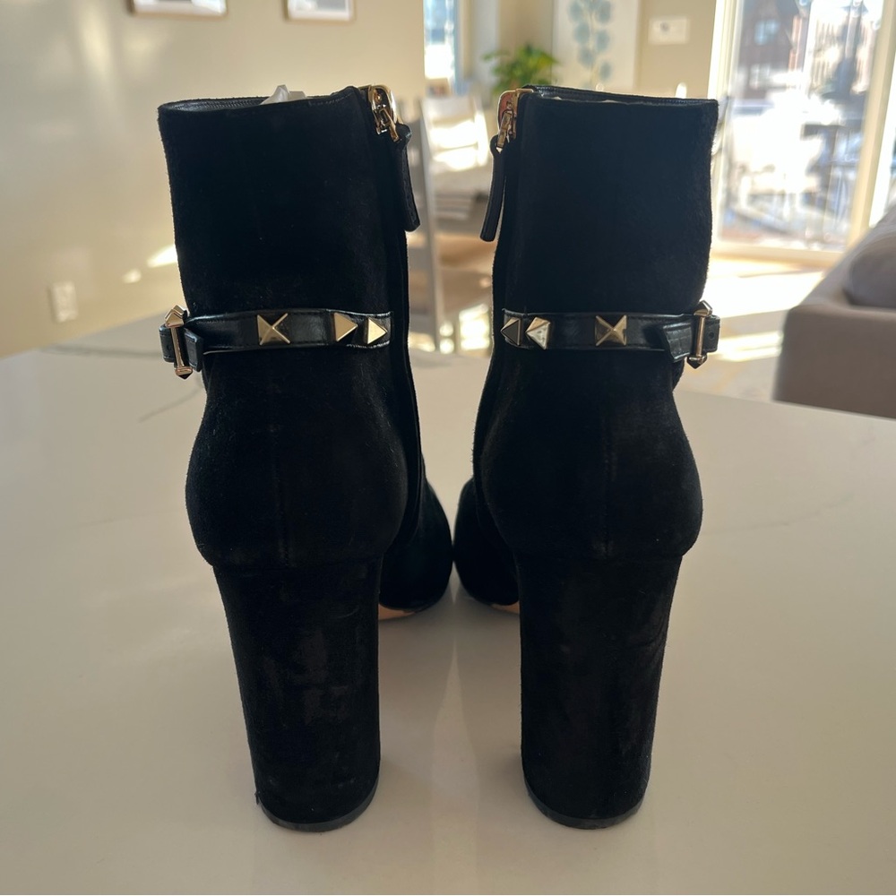 Valentino Garavani - Rockstud Black Suede Ankle Booties in Box - 39 / US 8.5 - Picture 9 of 12